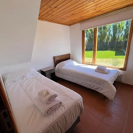 Los Maderos Aparts El Calafate Exterior photo